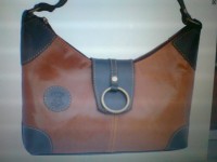 /album/carteras-cuero/foto1209-jpg/